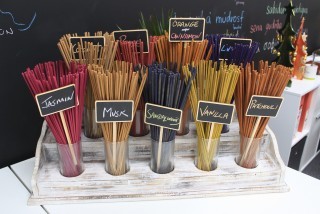 Opakowanie 100 kadzideł premium – Jaśmin