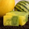 Bochenek ręcznie robionego mydła 1,2 kg – melon - obrazek 4