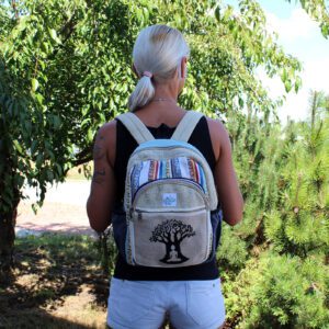 Mały Plecak z Konopi – Styl Zig Zag Zips