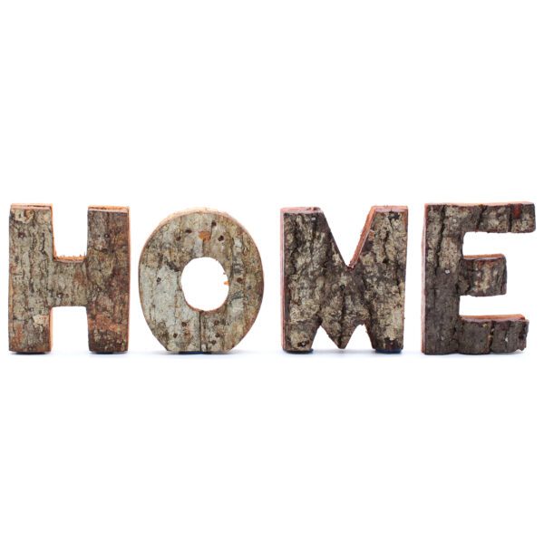 Rustykalny zestaw liter z kory – HOME (4 szt.) – 7 cm