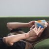Lawendowa Poduszka na Oczy z Naturalnej Bawełny i Juty – Żyrafa z Madagaskaru – w Pudełku - obrazek 3