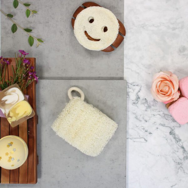 Luksusowa egipska loofa ze sznurkiem bawełnianym – nieprasowana – 8–12 cm - obrazek 3
