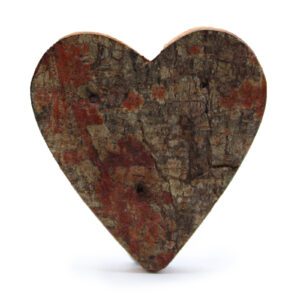 Rustykalna litera z kory – Serce – 7 cm