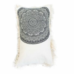 Poduszka Tradycyjna Mandala – 30x50 cm – Czarna