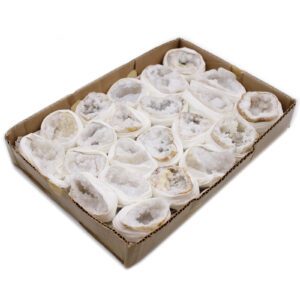 Okazy Minerałów – Kalcyt (ok. 32 szt.)