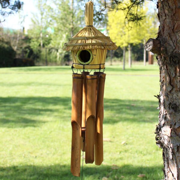 Okrągły domek dla ptaków z trawy morskiej z dzwonkami 45x17 cm - obrazek 6