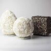 Boho Lampa z Muszelek Morskich – Czekoladowa Skręcona Kula – 15 cm - obrazek 6