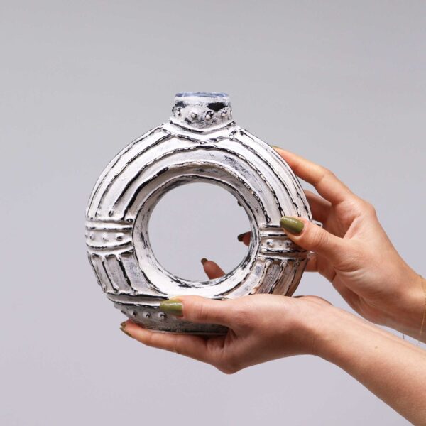 Wazon Okrągły typu Donut – Kremowy 18 cm - obrazek 4