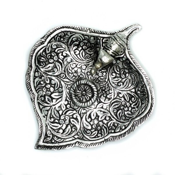 Polerowana Aluminiowa Podstawka – Liść Słonia 11 cm