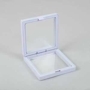 Średnia ramka 3D do ekspozycji 9x9 cm – Biała