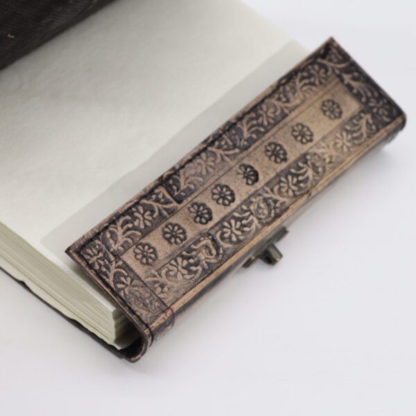 Dwa Smoki - Ezoteryczny Notes - Czerwony Brąz - 200 Stron z Obszyciem - 17,5x12,5x3 cm - obrazek 3