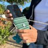 Torba na Telefon w Paski Zielona - dekoracja kwiatowa - obrazek 3