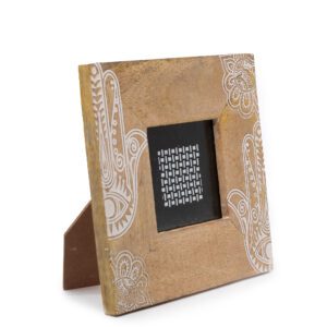 Mała Ramka na Zdjęcia z Drewna Mango (na 10×15 cm) 20x20x2 cm – Hamsa – Biała