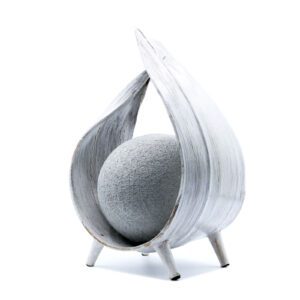 Naturalna lampa z kokosa – bielone owinięcie