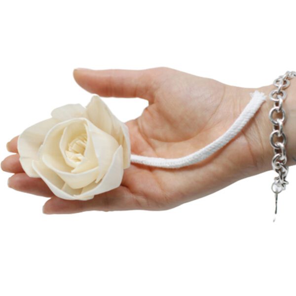 Naturalny Kwiat Dyfuzora – Duży Lotos na Sznurku