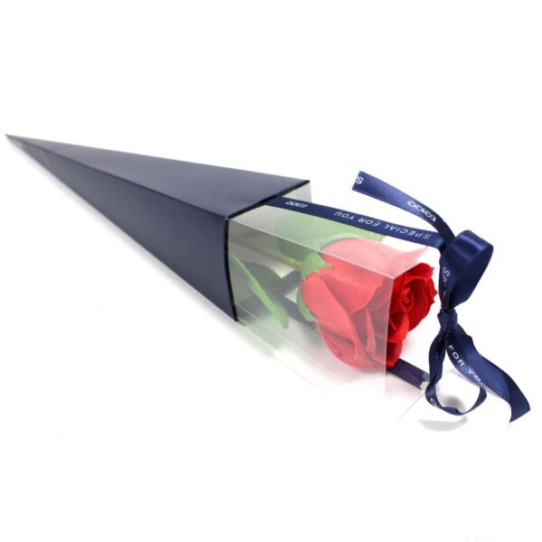 Pojedynczy mydlany kwiat – czerwona róża