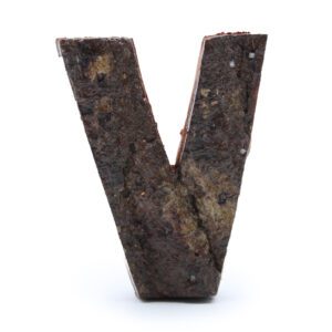 Rustykalna litera z kory – V – 7 cm