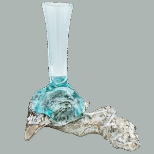 Szklany wazon wtopiony w bielone drewno – średni