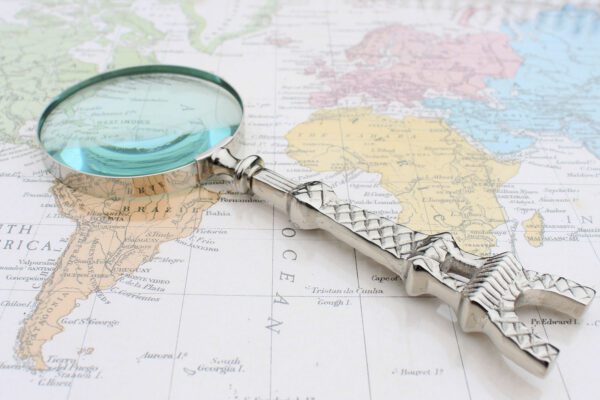 Vintage Lupa – Wieża Eiffla