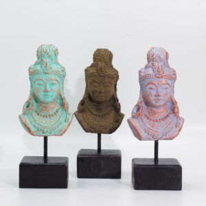 Szczęśliwa Księżniczka z Jawy na Podstawce – Zielona Patyna