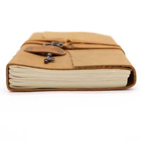 notes skorzany jasnobrazowa skora z kluczem