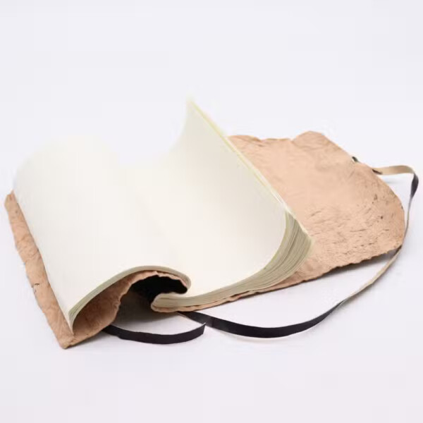 notes skorzany zwijana czarna skora