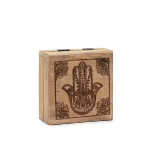 pudelko z drewna mango 10 x 10 x 4 2 cm hamsa czarne grawerowane wykonczenie