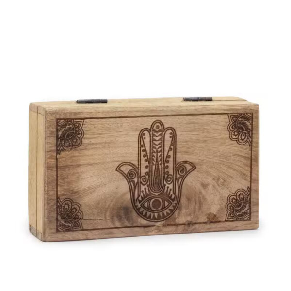 pudelko z drewna mango 17 x 10 x 4 2 cm hamsa czarne grawerowane wykonczenie
